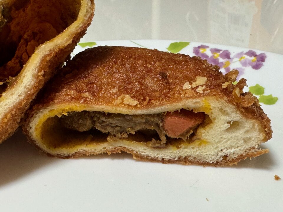 「シェルブール」おおいたカレーパン