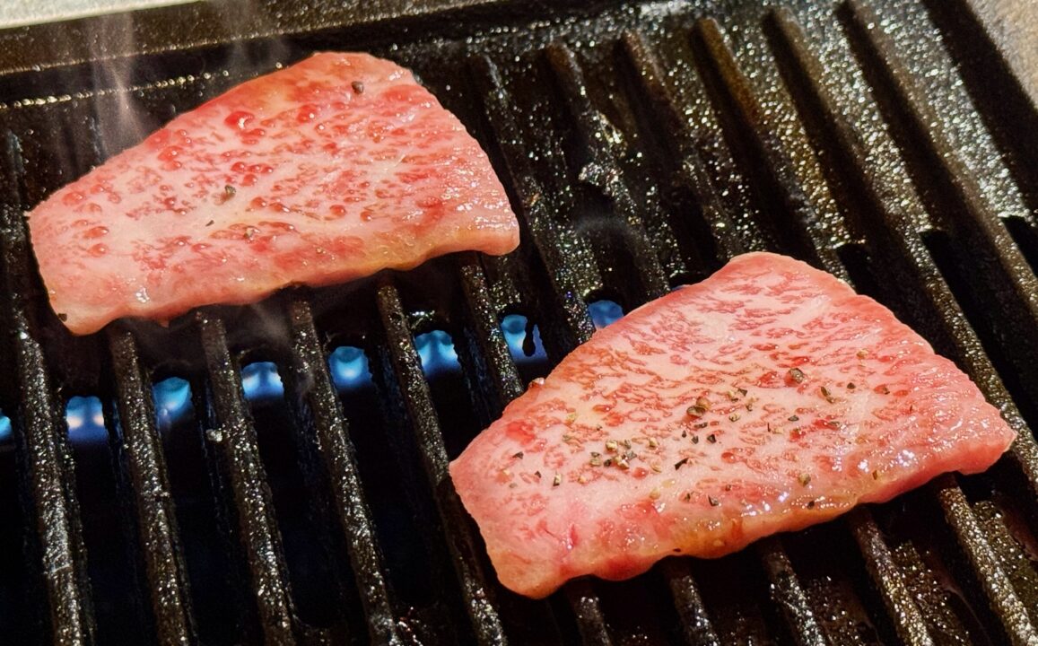 「大八商店のはなれ」おおいた和牛・とも三角