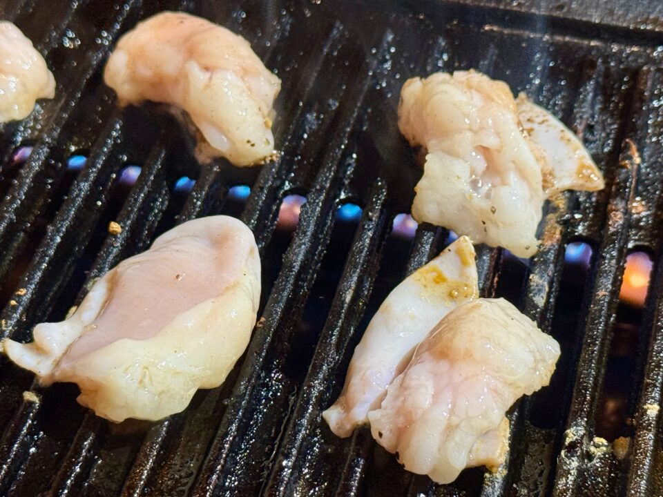 「大八商店のはなれ」塩ホルモン