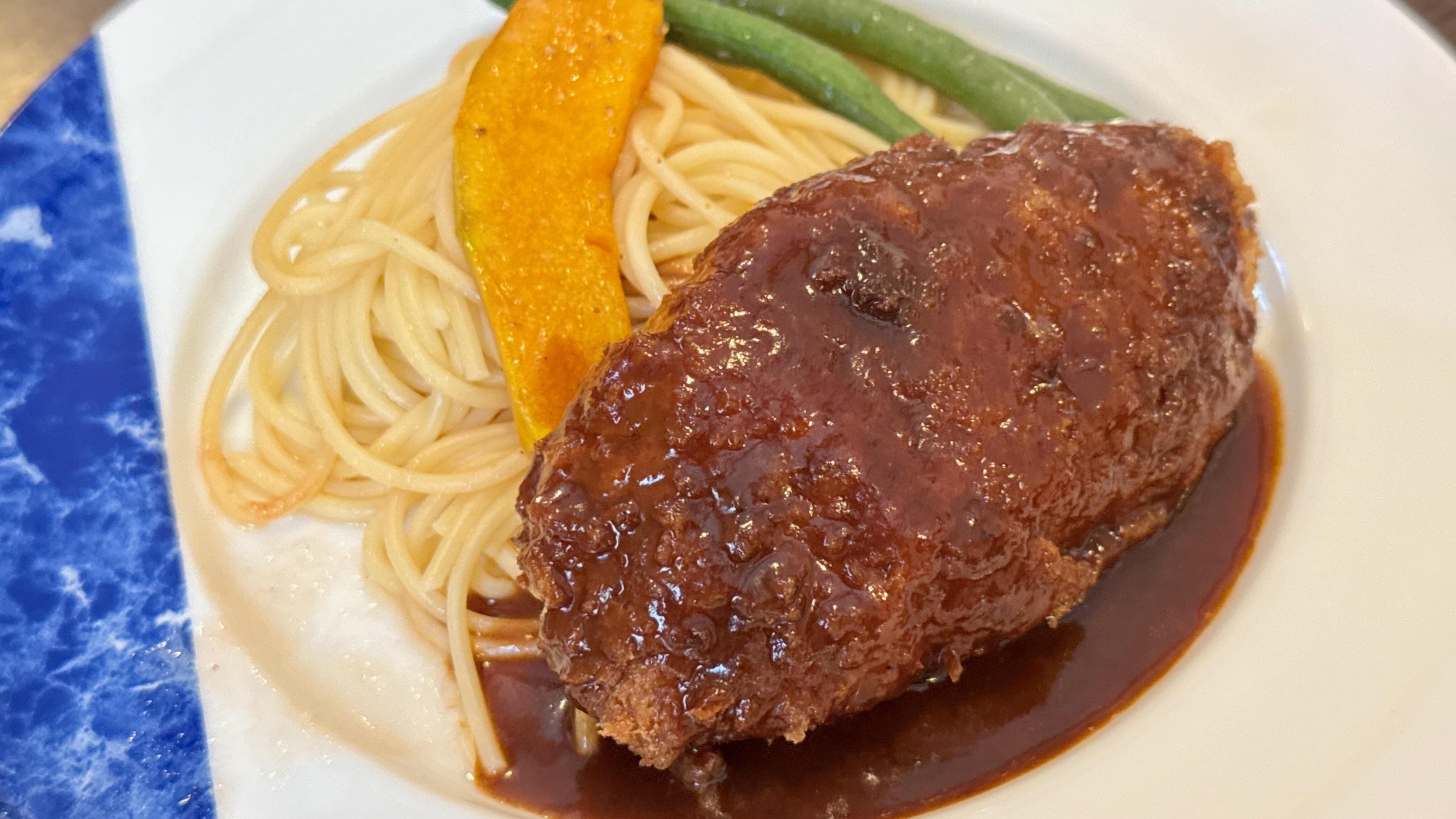 グリルみつば（別府市北浜）