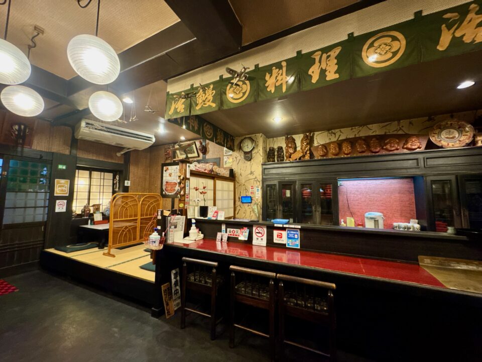 「うなぎの幸栄 大道店」店内