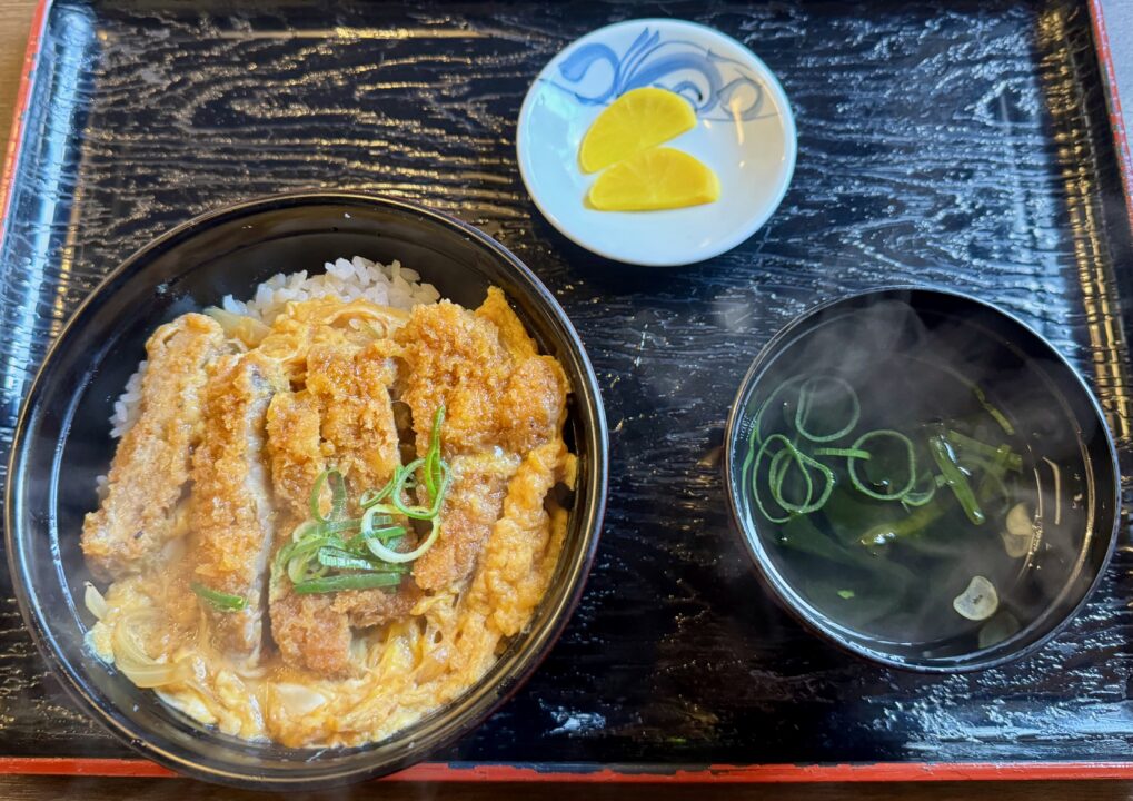 「豊後おかめうどん」カツ丼