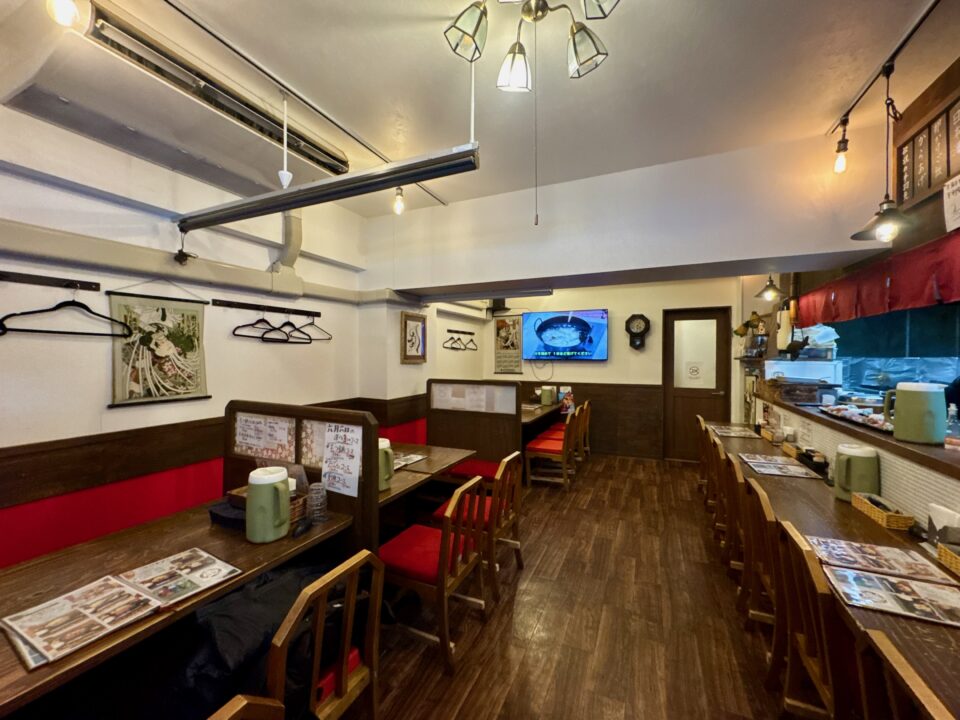 「浪漫酒場 六月六日」店内