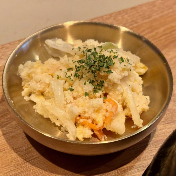 柳氏夫人（ゆーしぷいん）」旨辛ナッコプセと白米