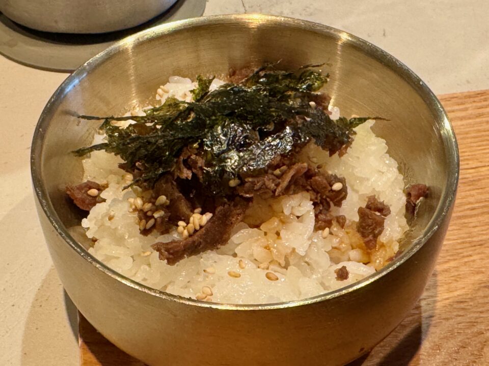 柳氏夫人（ゆーしぷいん）」牛タンミンチのミニごはん