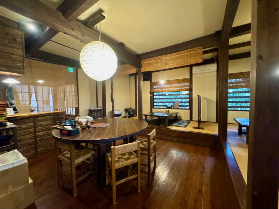 「狐の豆蔵」店内