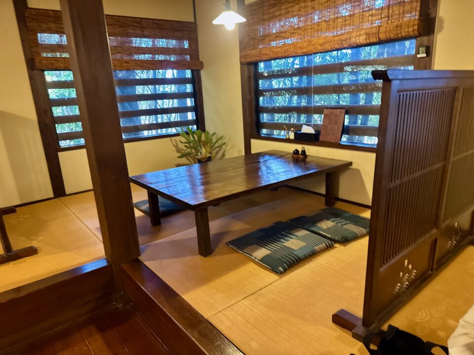 「狐の豆蔵」店内