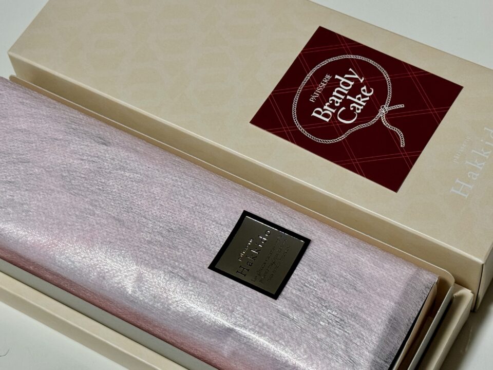 「白亀堂」ブランデーケーキ