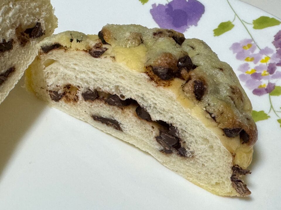 「h.ベーカリー」チョコメロンパン