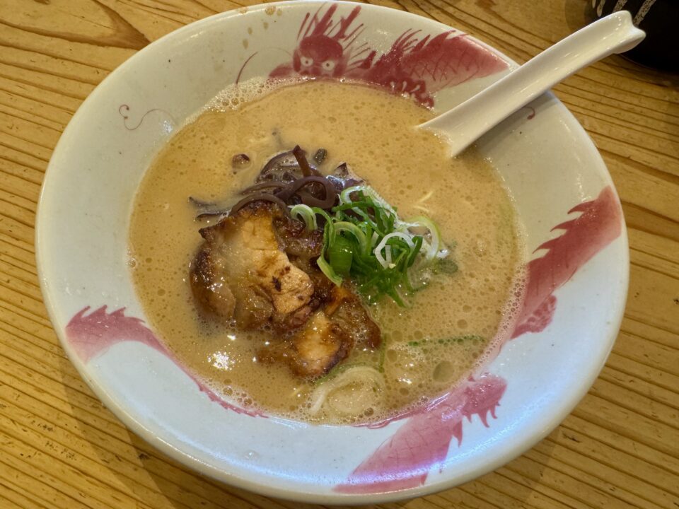 「ラーメン龍の家 下郡バイパス店」とんこつ 純味