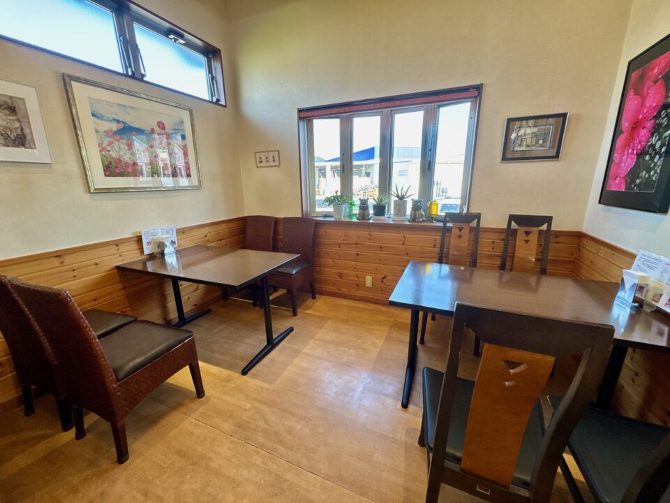 「チャーリーブラウン」店内