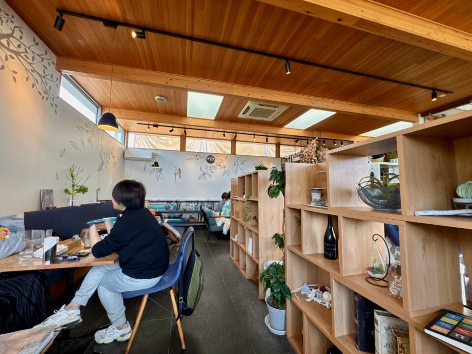 「カフェ リモージュ」店内