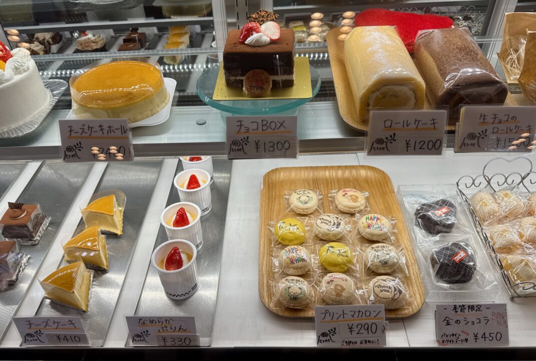 「sweets & cafe tree」（スイーツアンドカフェ ツリー）ケーキ