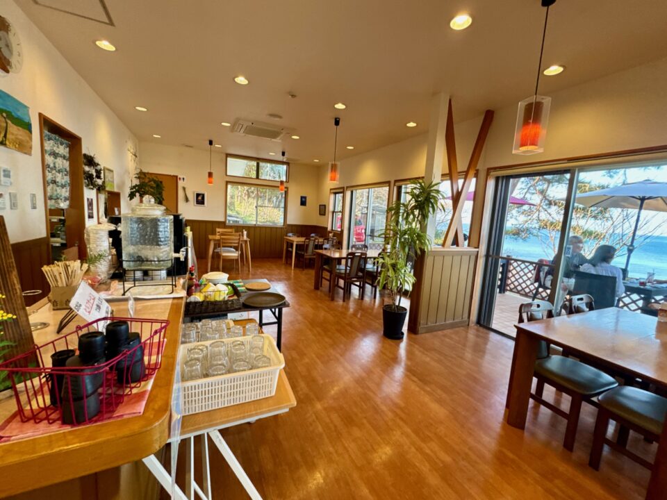 「花キッチンfiore」店内