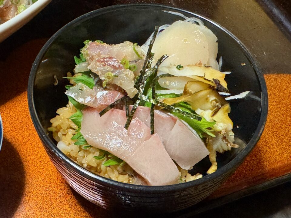 「御料理民宿 三休」海鮮ひつまぶし