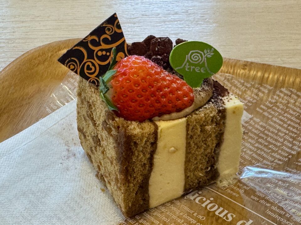「sweets & cafe tree」（スイーツアンドカフェ ツリー）ティラミス