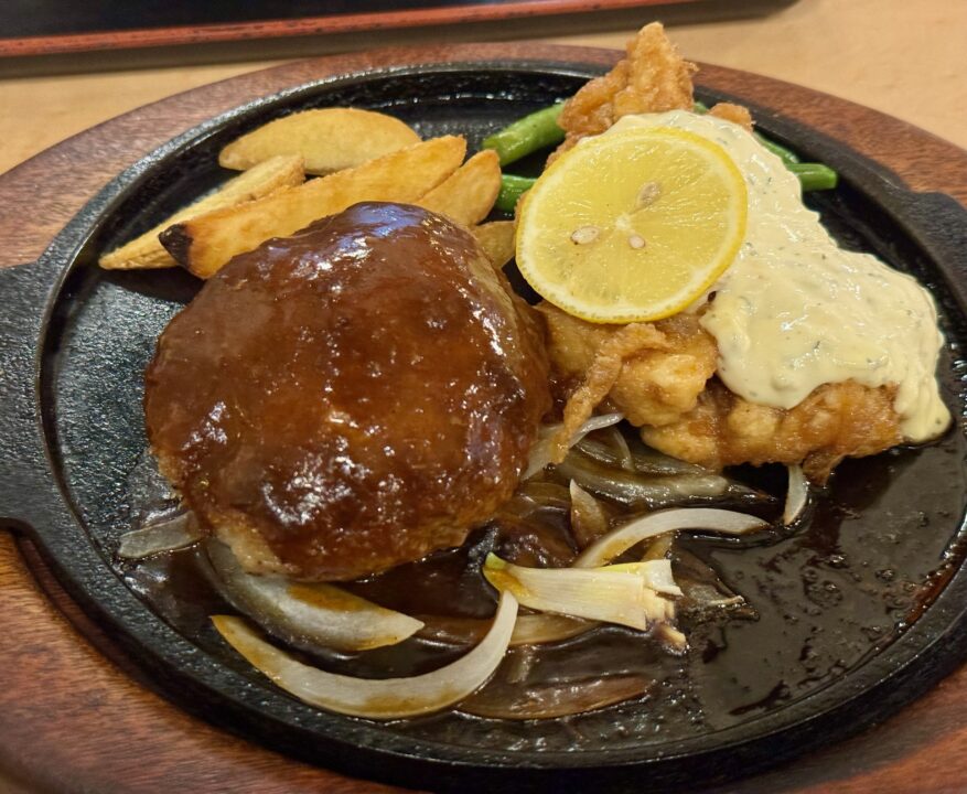 「レストラン暖家」チキン南蛮＆クラシックデミハンバーグ