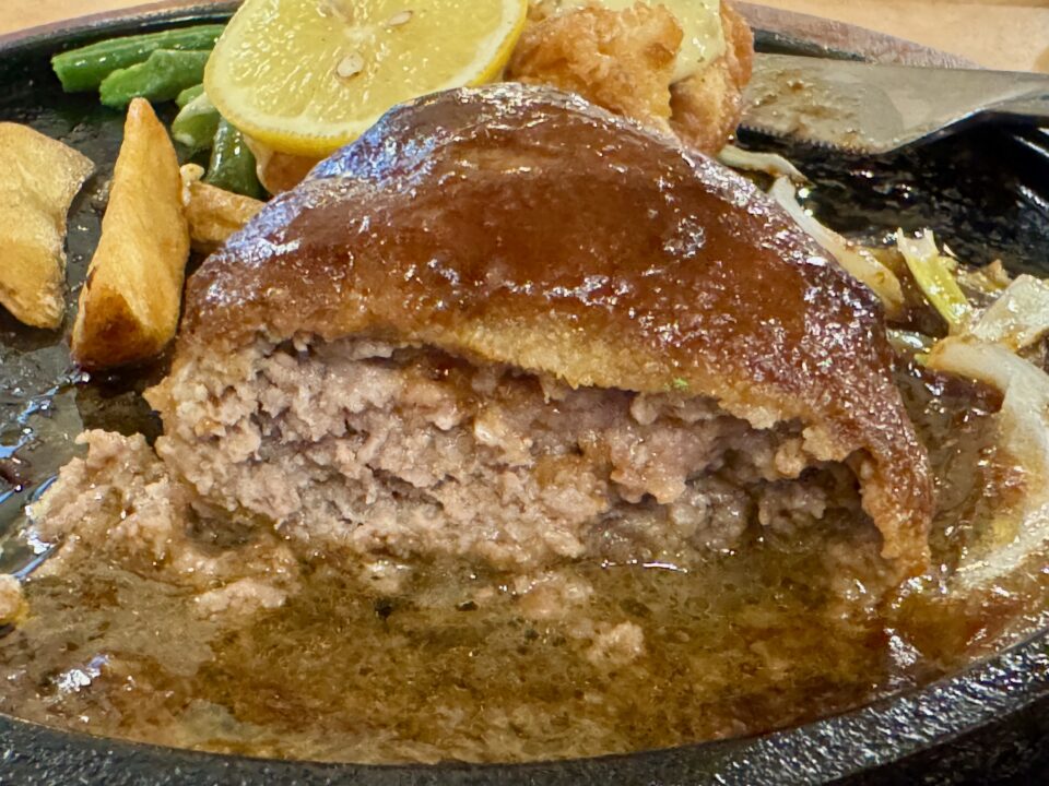 「レストラン暖家」チキン南蛮＆クラシックデミハンバーグ