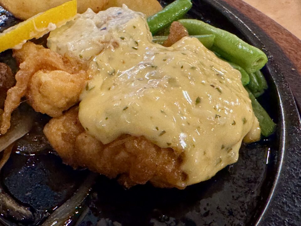 「レストラン暖家」チキン南蛮＆クラシックデミハンバーグ