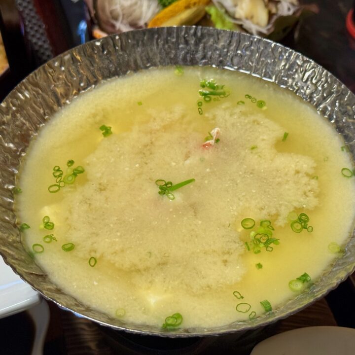 「御料理民宿 三休」お気軽伊勢海老御膳