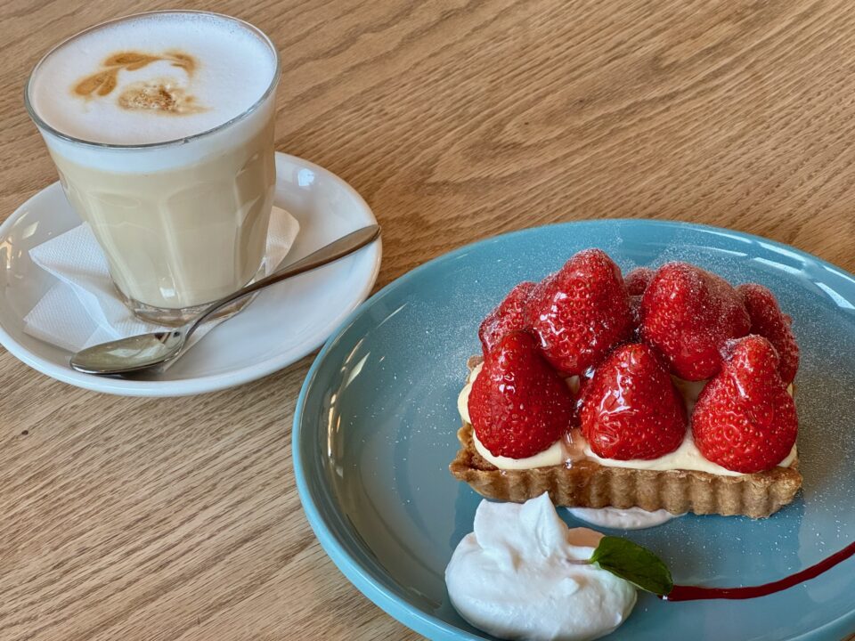 「カフェ リモージュ」ケーキセット