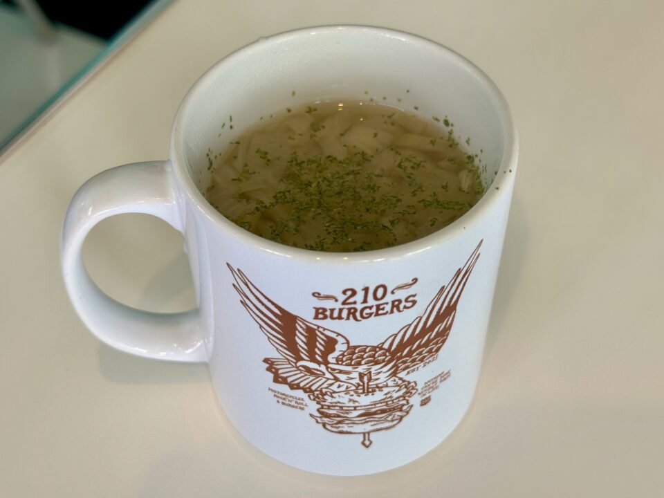 「210Burgers」ロコモコ＆とり天