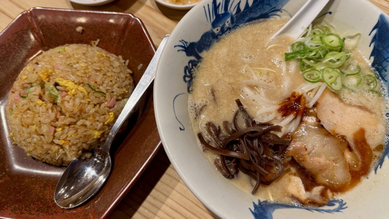 ラーメン龍の家 下郡バイパス店（大分市片島）