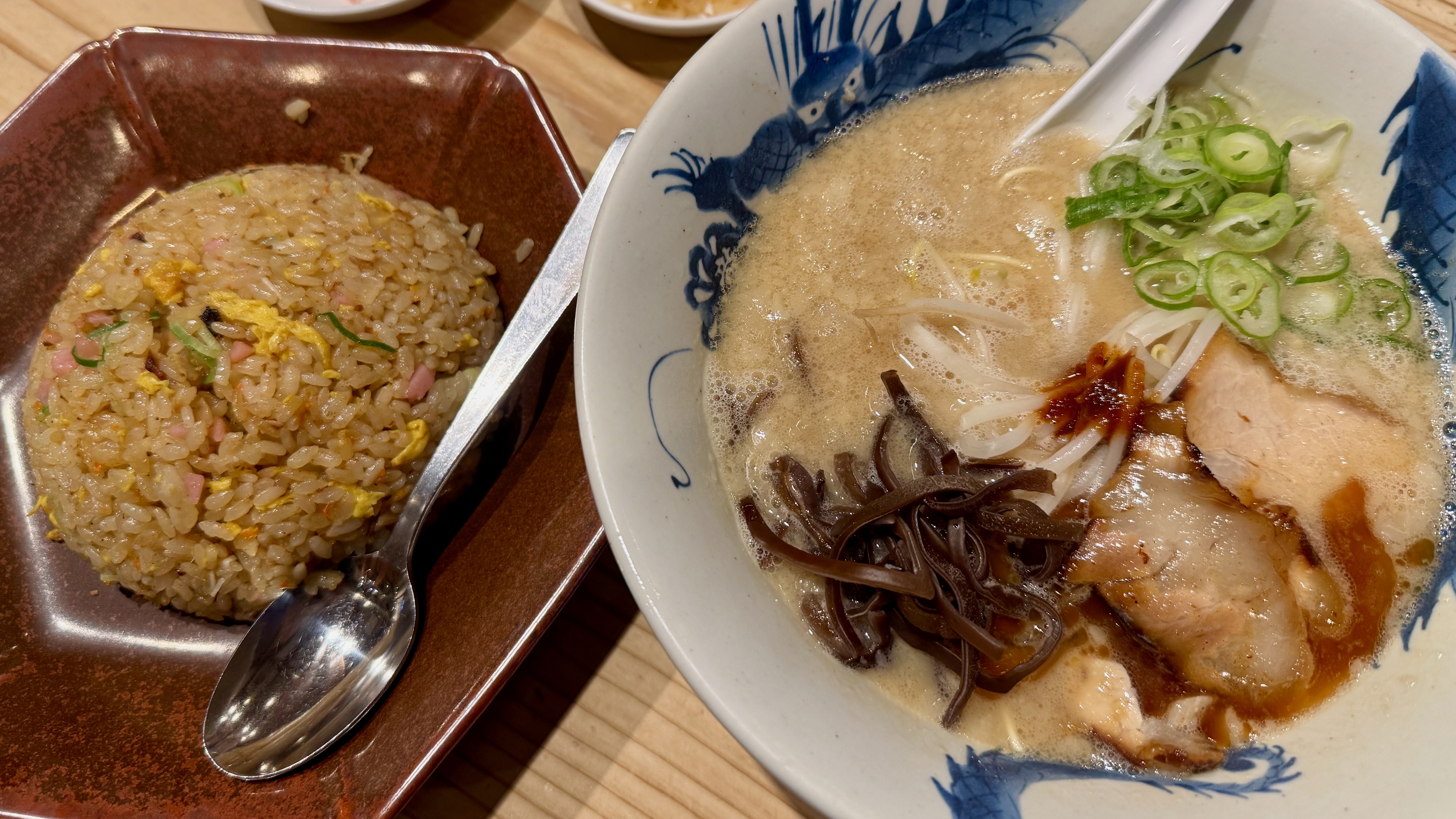 ラーメン龍の家 下郡バイパス店（大分市片島）
