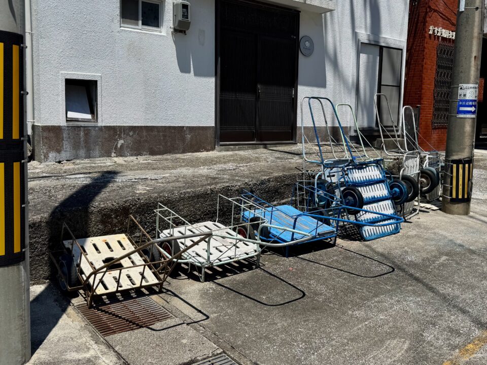 保戸島のリヤカー