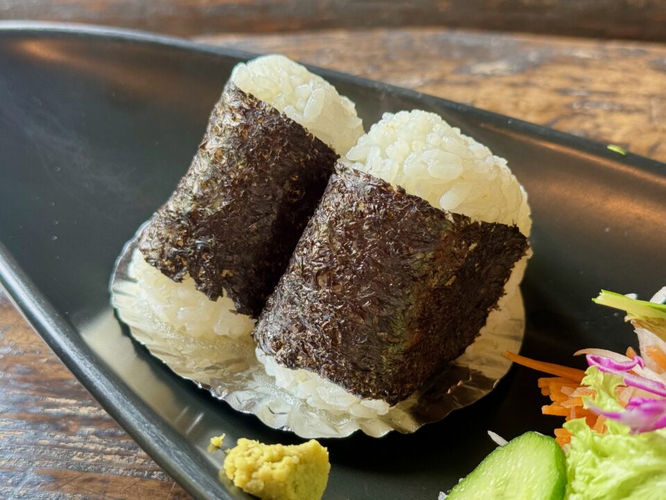 「くじゅう高原フラワーズヴァレー 喫茶 空」「空」の特製豊後牛ハンバーグ