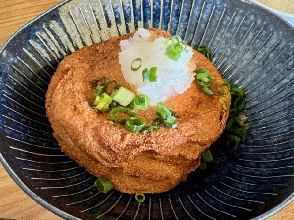 「豆富処 とら吉」ばくだんあげ定食・ドリンクとデザートセット
