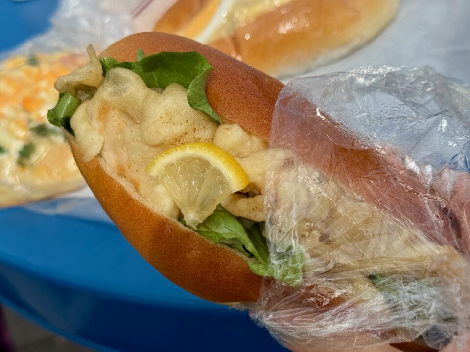 「Boulangerie RaviN 別府木村家」とり天ドッグ