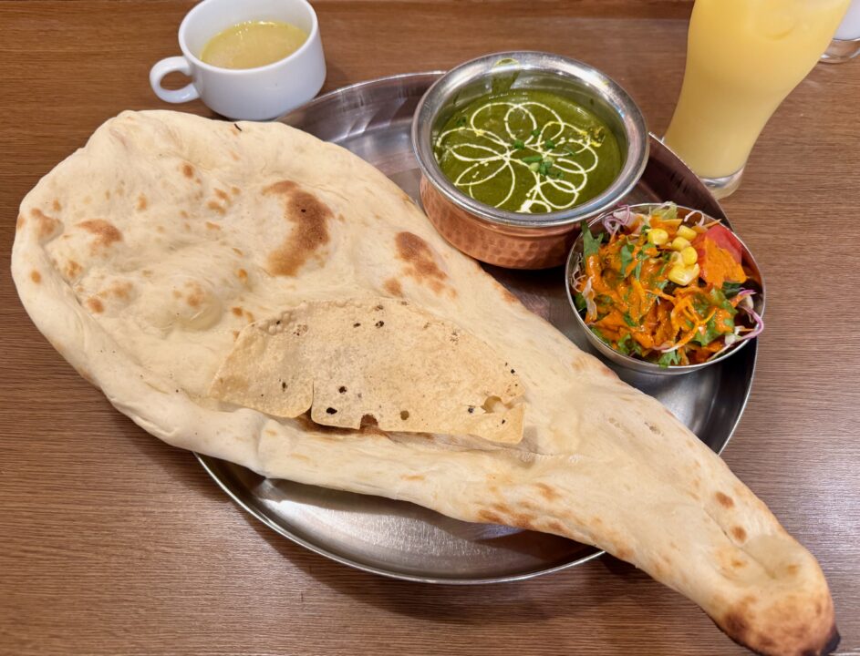 「インド・ネパール料理 チャンドラマ」ナンランチ