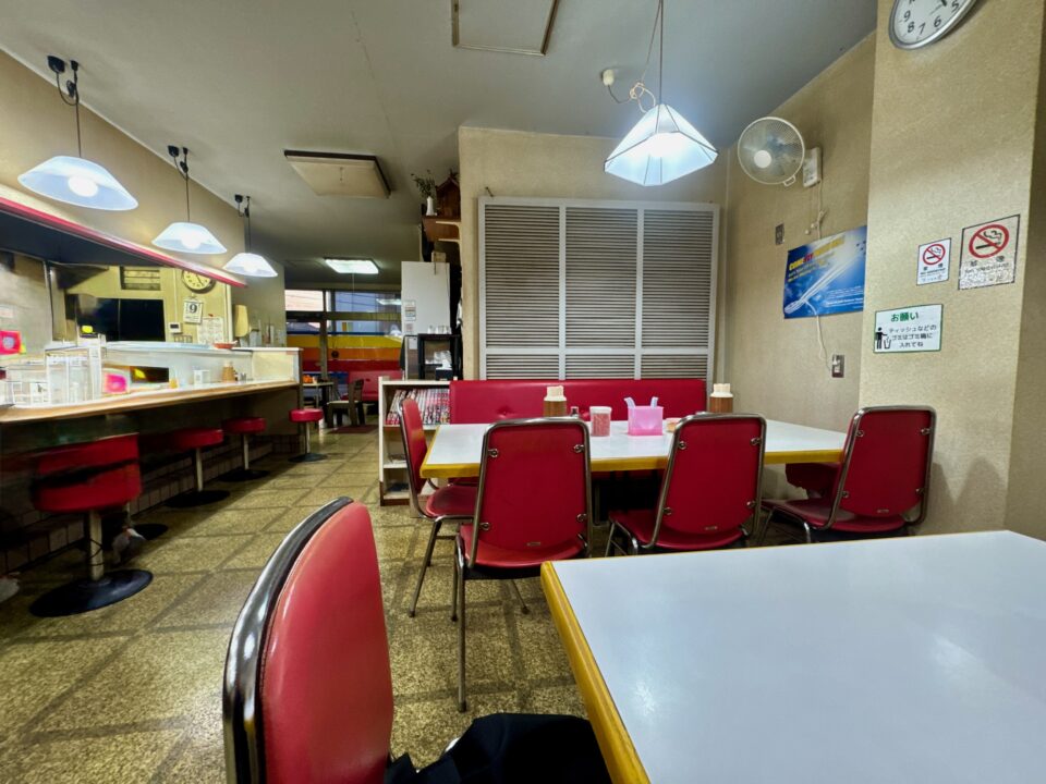 「南國」店内