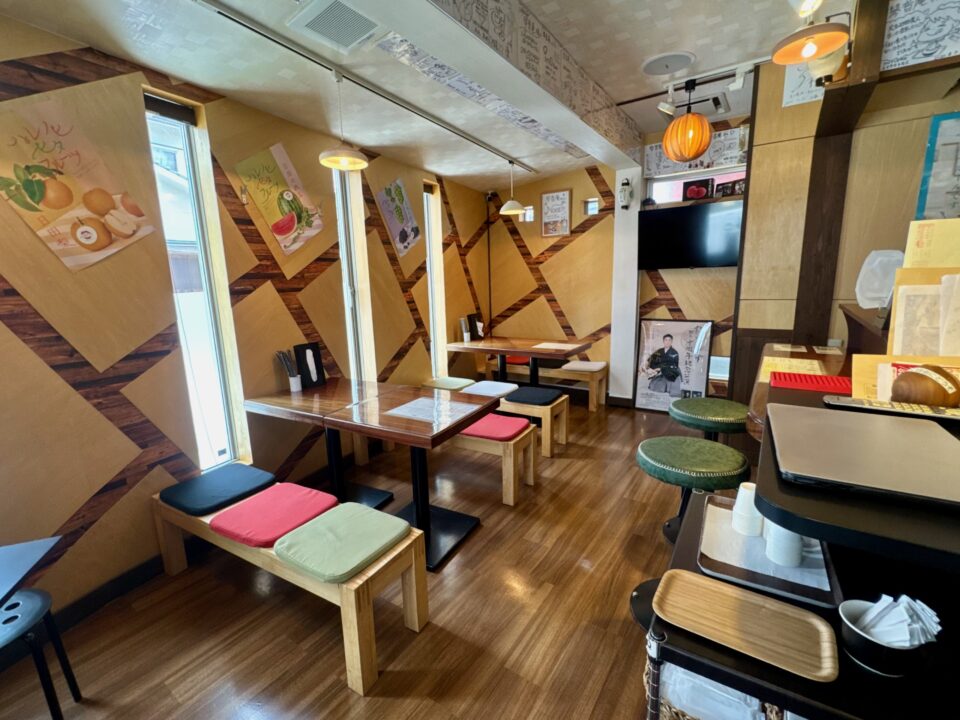 「Cafe&Bar 琴音庵」店内