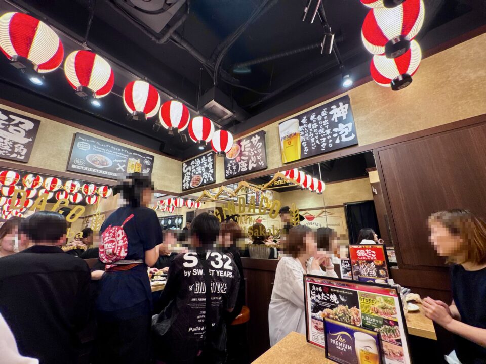 「銀だこハイボール酒場 大分中央町店」店内