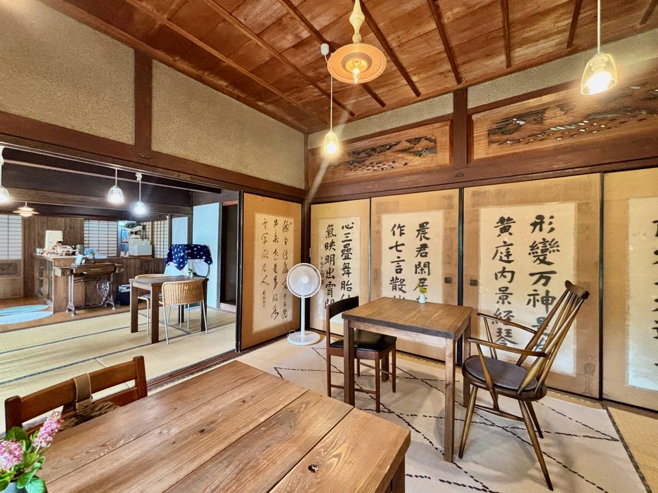 「深見堂」店内