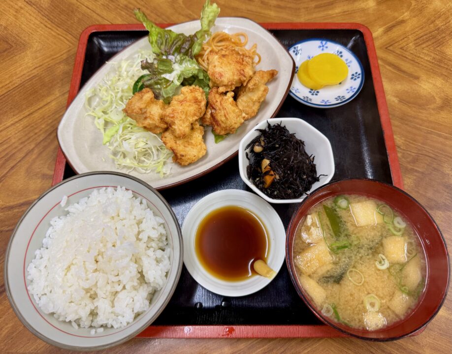 「大五郎」日替わり定食(とり天定食)