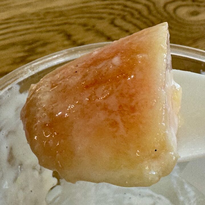 「D Cafe Natural」(ディー カフェ ナチュラル)ももパフェ