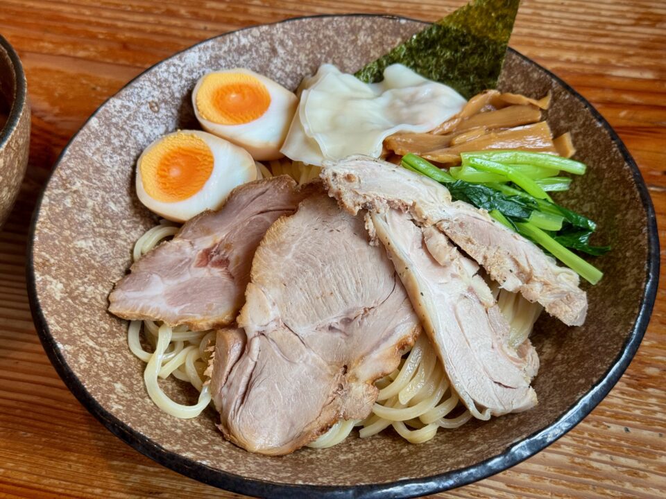 「つけ麺・らー麺 はぐるま」はぐるまスペシャル（醤油）