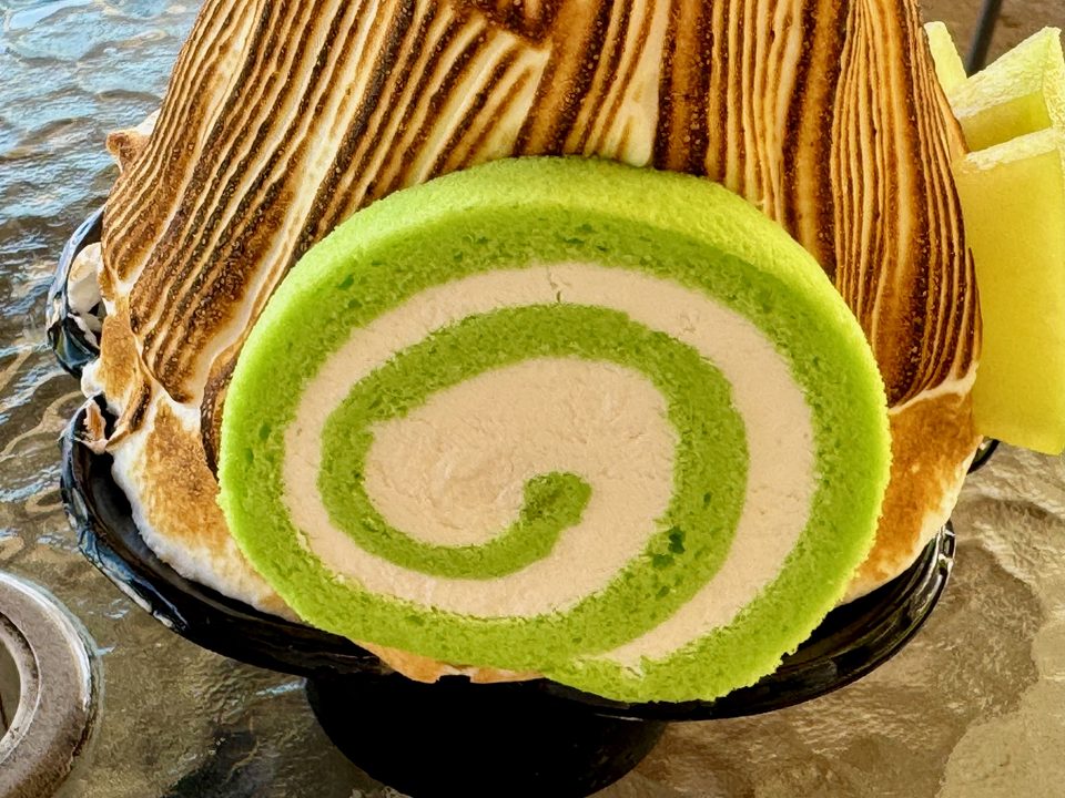 「洋菓子工房 アンティーク」焼き氷・めろまかろん