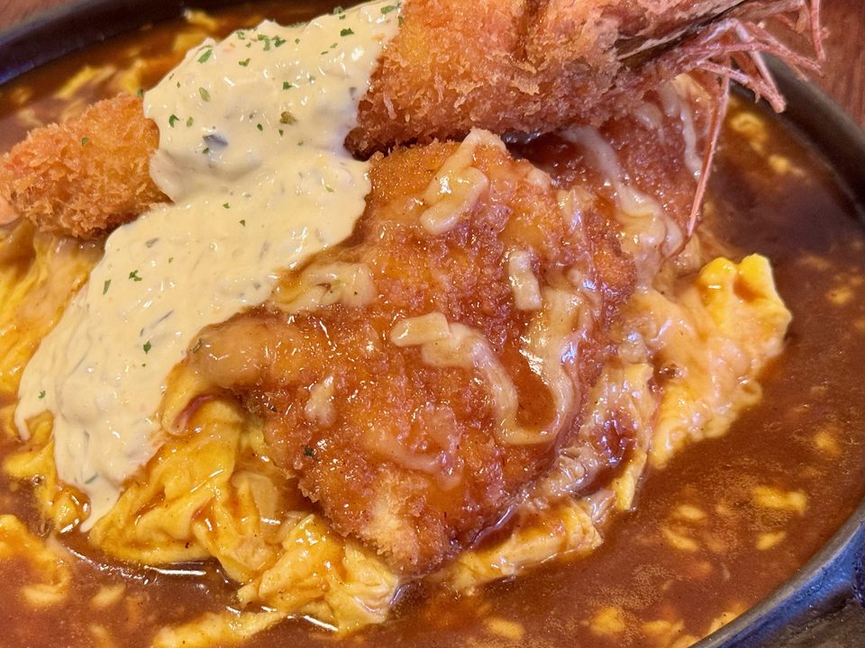 「洋食屋 ひかりのたまご」グランメールオムライス&大海老フライ