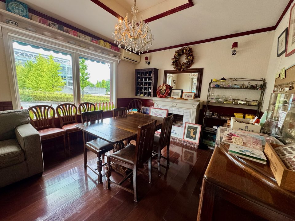 「Chez Maman(シェ・ママン)」店内