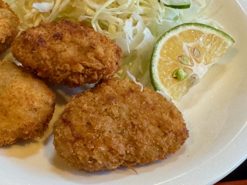 「おいしい一品 和」日替わり定食（梅しそチキンカツ）