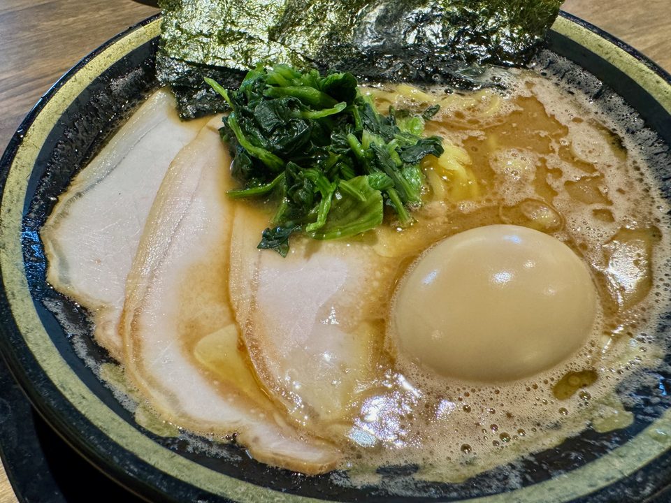 「九州豚骨醤油 鯉から竜 宗方店」特製 豚骨醤油