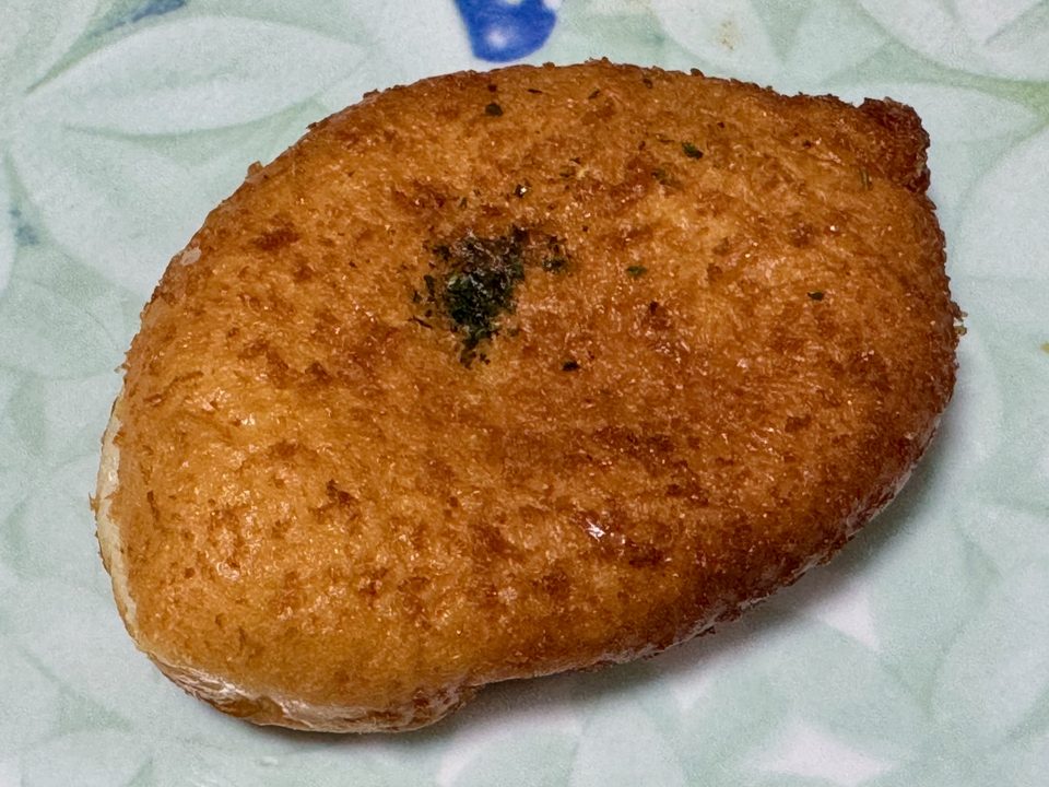 「白いぶらんこ」カレーパン