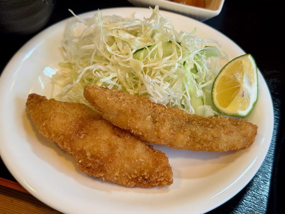 「おいしい一品 和」日替わり定食（白身魚フライ）