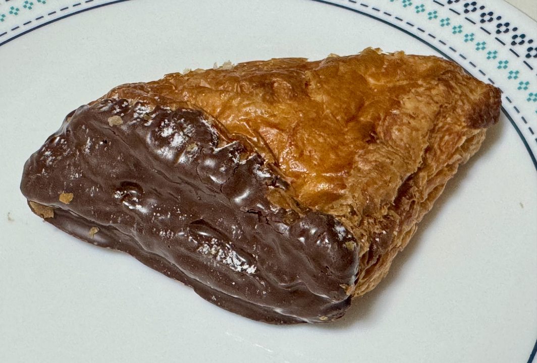 「パンの白石」アップルシナモン