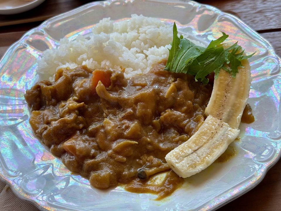 「ゆめたねカフェ」バナナ入りカレー