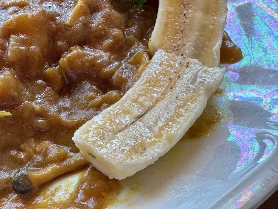 「ゆめたねカフェ」バナナ入りカレー